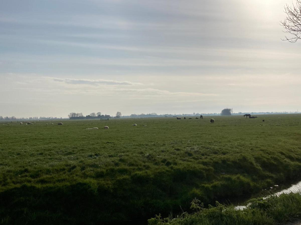 Vakantiehuis 'T Laaisterplakky Zonder Drempels Oude Bildtzijl Bagian luar foto