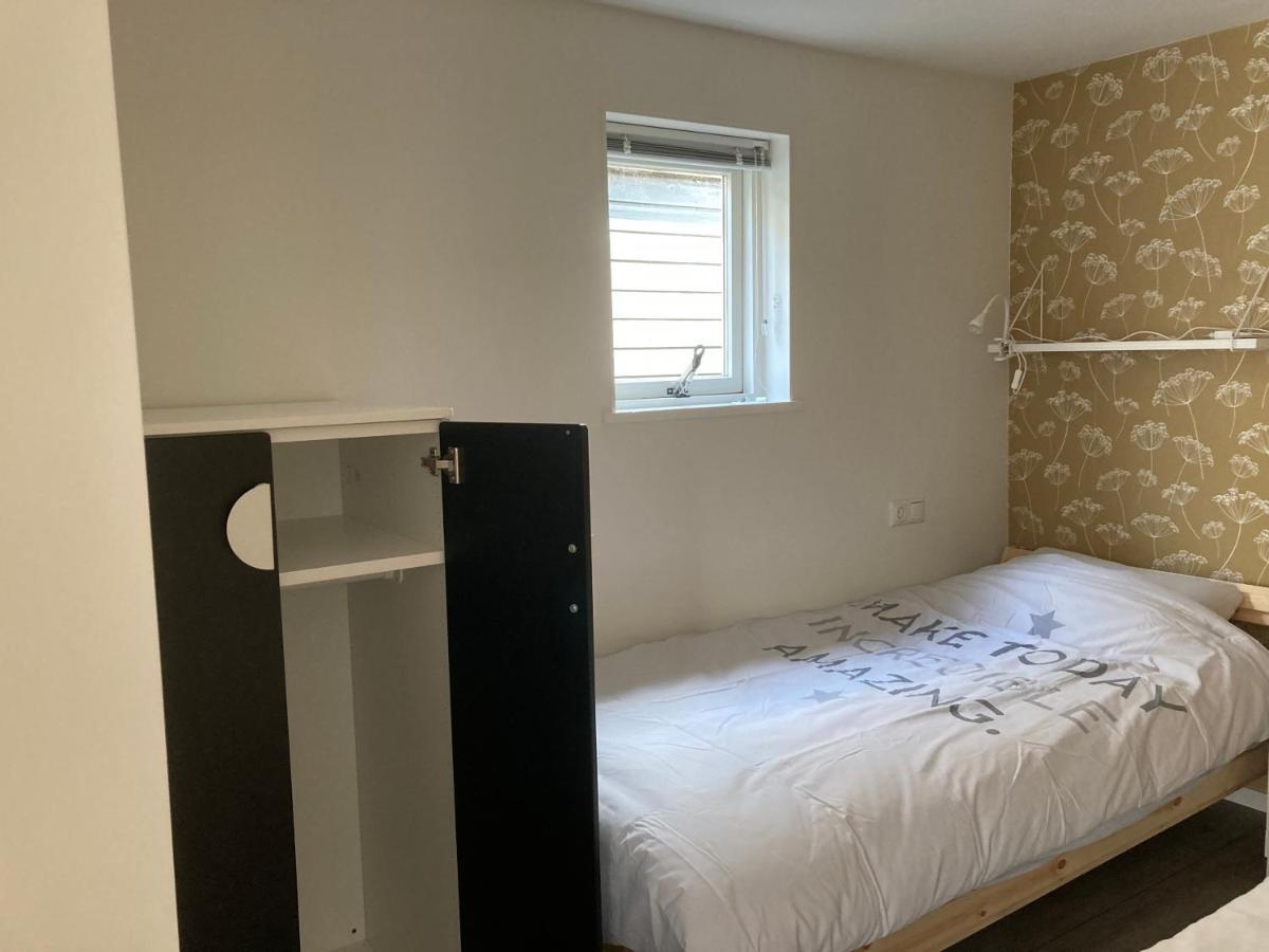 Vakantiehuis 'T Laaisterplakky Zonder Drempels Oude Bildtzijl Bagian luar foto